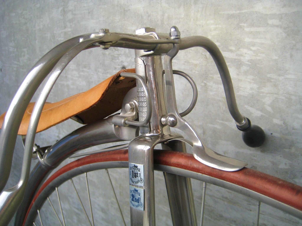 Sepeda dengan rem jenis Spoon brake
