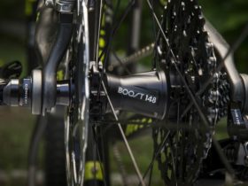 Sepeda dengan Hub Boost