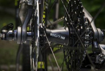 Sepeda dengan Hub Boost